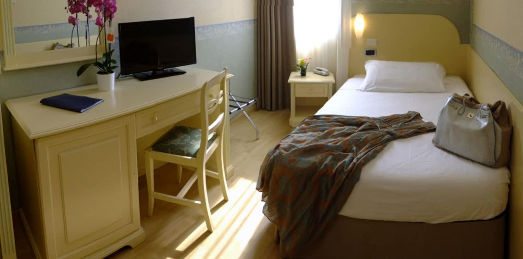 Hotel Ambra Quarto dʼAltino Extérieur photo