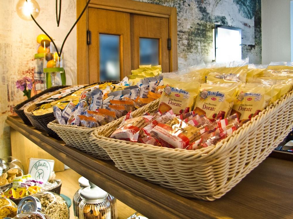 Hotel Ambra Quarto dʼAltino Extérieur photo