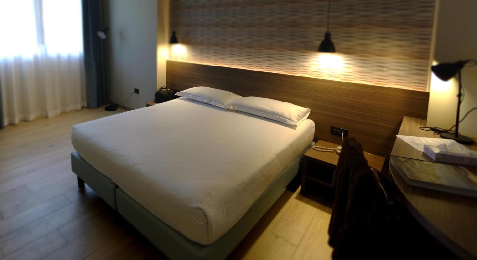 Hotel Ambra Quarto dʼAltino Extérieur photo