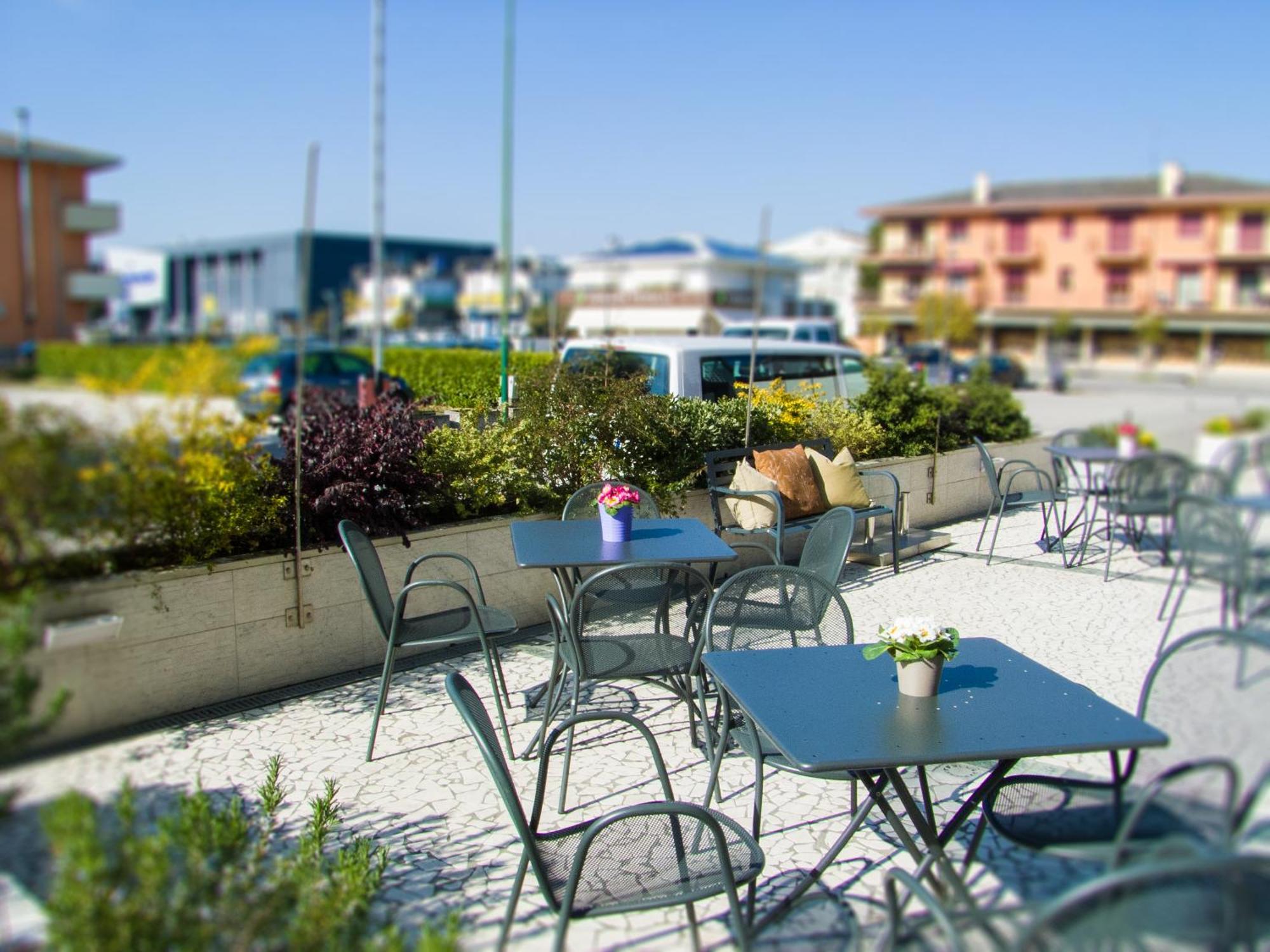 Hotel Ambra Quarto dʼAltino Extérieur photo